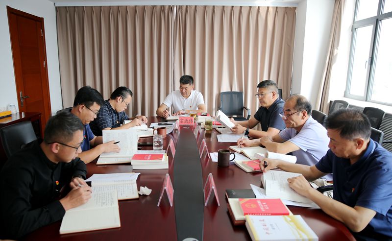 1601195474595770.jpg 2020.9.27理论学习中心组照片_副本1.jpg